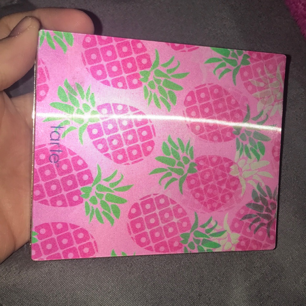Tart eyeshadow palette